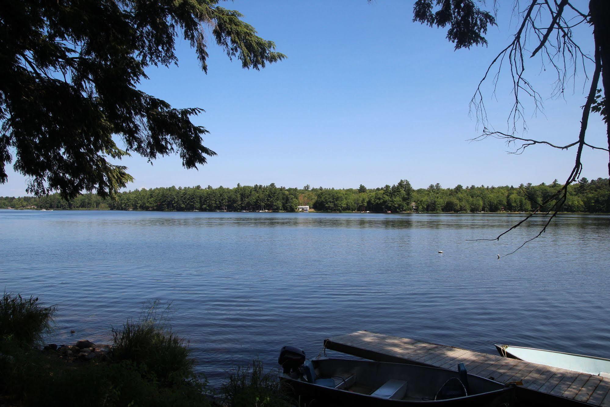 Black Lake Cabins Torrance Eksteriør billede